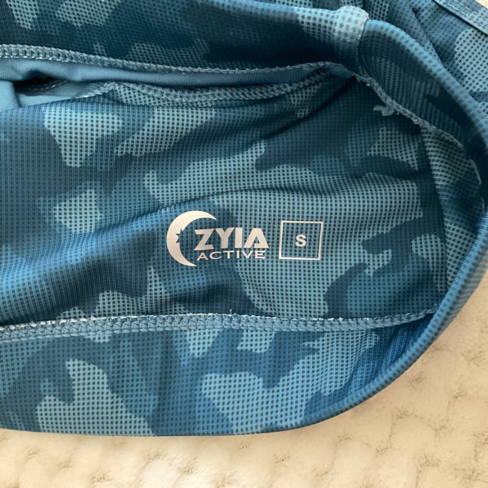 Zyia Active Blue Camo Racerback Sports Bra - Size Small - Picture 7 of 10